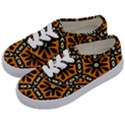 DF Yuki Makoto Kids  Classic Low Top Sneakers View2