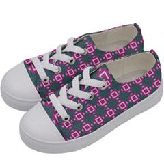 Df Izpilikua Estili Kids  Low Top Canvas Sneakers by deformigo