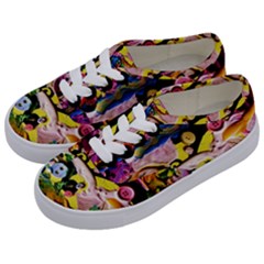 Alice Walk 1 2 Kids  Classic Low Top Sneakers by bestdesignintheworld