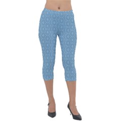 Df Normina Lightweight Velour Capri Leggings  by deformigo