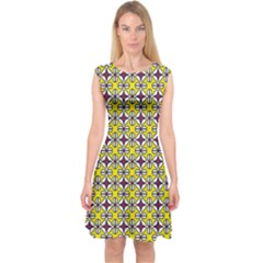 Df Florence Delem Capsleeve Midi Dress by deformigo