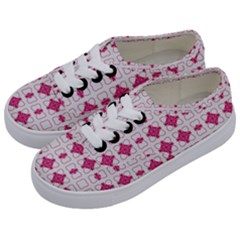 Df Hazel Conins Kids  Classic Low Top Sneakers by deformigo