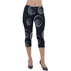 Rounder Lightweight Velour Capri Leggings 