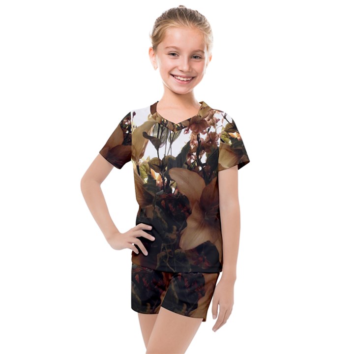 Lilies 1 1 Kids  Mesh Tee and Shorts Set