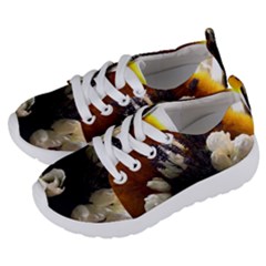 Tulips 1 2 Kids  Lightweight Sports Shoes by bestdesignintheworld