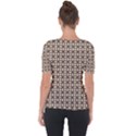 Esperanto Shoulder Cut Out Short Sleeve Top View2