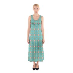 Baricetto Sleeveless Maxi Dress by deformigo