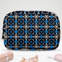 Benzu Make Up Pouch (small) by deformigo