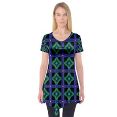 Vineta Short Sleeve Tunic  by deformigo