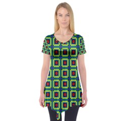 Thinis Short Sleeve Tunic  by deformigo