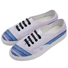 Pink Ocean Hues Women s Classic Low Top Sneakers