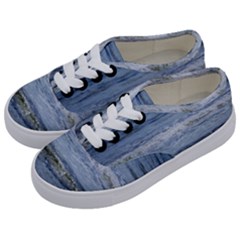 Typical Ocean Day Kids  Classic Low Top Sneakers