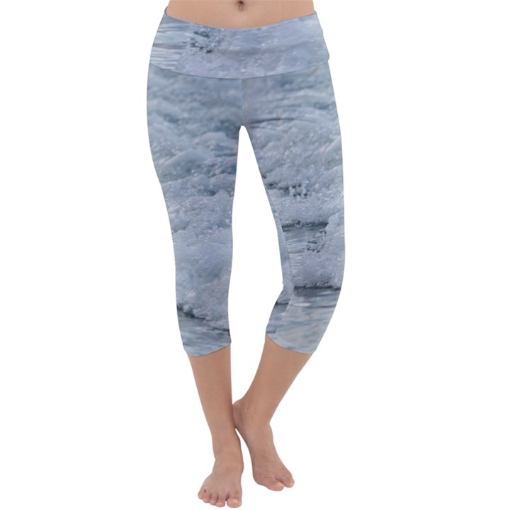 Ocean Waves Capri Yoga Leggings