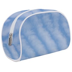 Wavy Cloudspa110232 Makeup Case (medium)