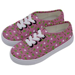 Green Elephant Pattern Mauve Kids  Classic Low Top Sneakers by snowwhitegirl