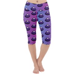 Ufo Alien Pattern Lightweight Velour Cropped Yoga Leggings by Wegoenart