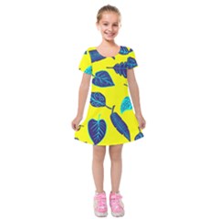 Leaves Pattern Picture Detail Kids  Short Sleeve Velvet Dress