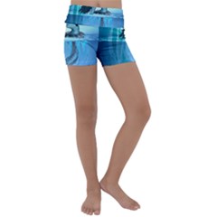 Wonderful Jellyfish Women Kids  Lightweight Velour Yoga Shorts by FantasyWorld7