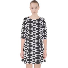 Black And White Triangles Pocket Dress