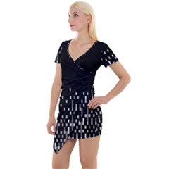 Black And White Matrix Patterned Design Short Sleeve Asymmetric Mini Dress