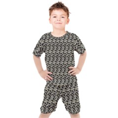 Digital Illusion Kids  Tee And Shorts Set by Sparkle