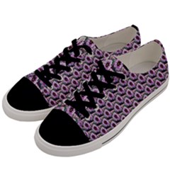 Flowers Pattern Men s Low Top Canvas Sneakers