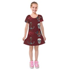 Tattoo Old School Background Pattern Kids  Short Sleeve Velvet Dress by Wegoenart