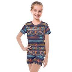 Bohemian Ethnic Seamless Pattern With Tribal Stripes Kids  Mesh Tee And Shorts Set