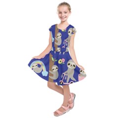 Hand Drawn Cute Sloth Pattern Background Kids  Short Sleeve Dress by Vaneshart