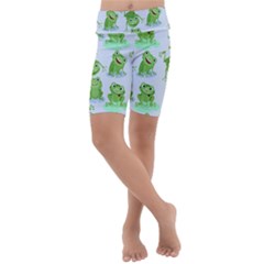 Cute Green Frogs Seamless Pattern Kids  Lightweight Velour Cropped Yoga Leggings by Vaneshart