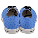 Dots With Points Light Blue Men s Low Top Canvas Sneakers View4