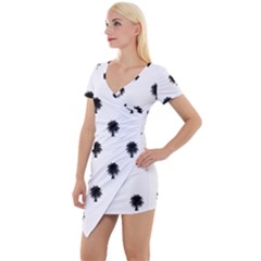 Black And White Tropical Print Pattern Short Sleeve Asymmetric Mini Dress by dflcprintsclothing