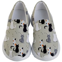 Cute Cat Seamless Pattern Kids Lightweight Slip Ons by Vaneshart