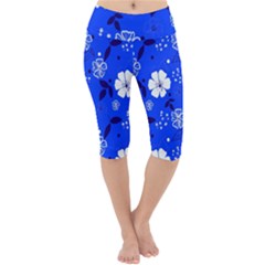 Blooming Seamless Pattern Blue Colors Lightweight Velour Cropped Yoga Leggings by BangZart