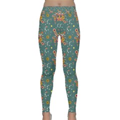 006 - Funky Oldschool 70s Wallpaper - Exploding Circles Classic Yoga Leggings