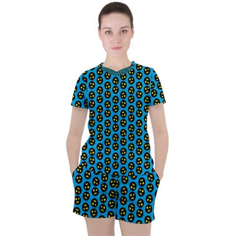 0059 Comic Head Bothered Smiley Pattern Women s Tee And Shorts Set by DinzDas