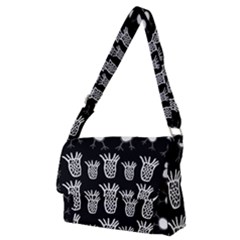 Chpaltd     Full Print Messenger Bag (m)