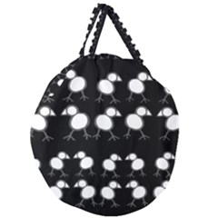 Zwaq Giant Round Zipper Tote by CHPALTD