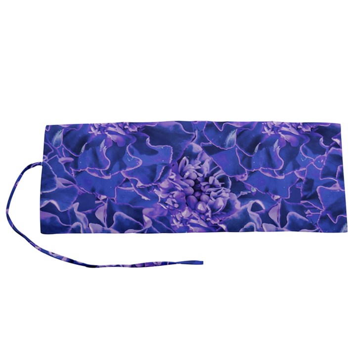 Vibrant Blue Flowers Pattern Motif Roll Up Canvas Pencil Holder (S)