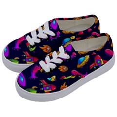 Space Pattern Kids  Classic Low Top Sneakers by Amaryn4rt