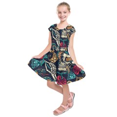 Vintage Art Tattoos Colorful Seamless Pattern Kids  Short Sleeve Dress by Amaryn4rt