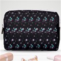 Galaxy Stars Make Up Pouch (Medium) View1