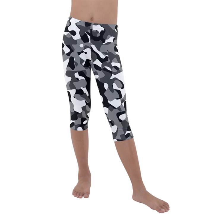 Black and White Camouflage Pattern Kids  Lightweight Velour Capri Leggings 