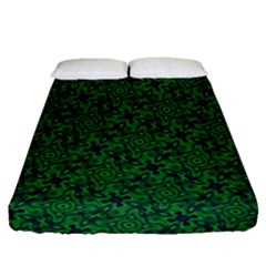 Green Intricate Pattern Fitted Sheet (queen Size) by SpinnyChairDesigns