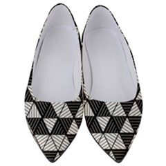 Black And White Triangles Pattern Women s Low Heels by SpinnyChairDesigns