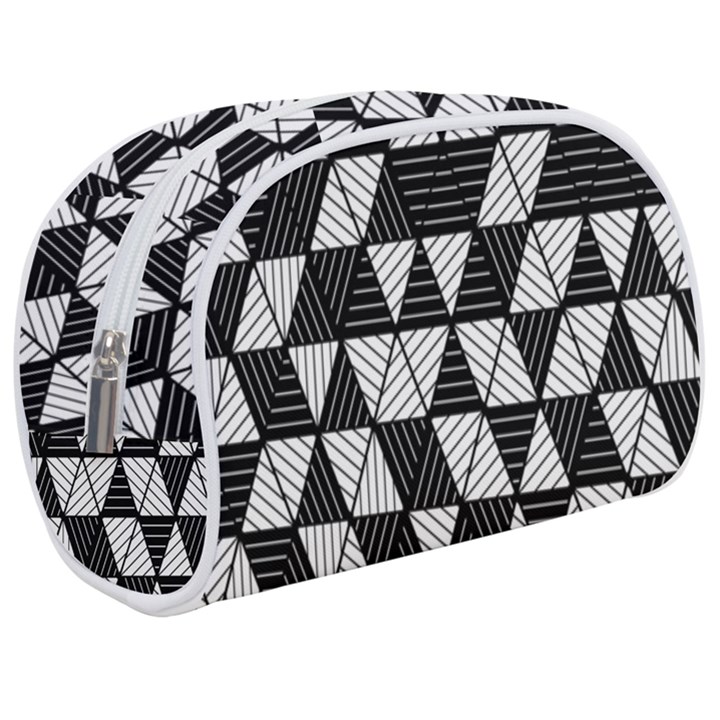 Black and White Triangles Pattern Makeup Case (Medium)