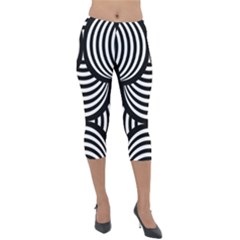 Abstract Black And White Shell Pattern Lightweight Velour Capri Leggings  by SpinnyChairDesigns