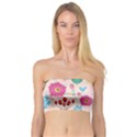 Tekstura-fon-tsvety-berries-flowers-pattern-seamless Bandeau Top View1