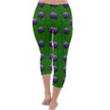 Power To The Big Flowers Festive Capri Winter Leggings  View4