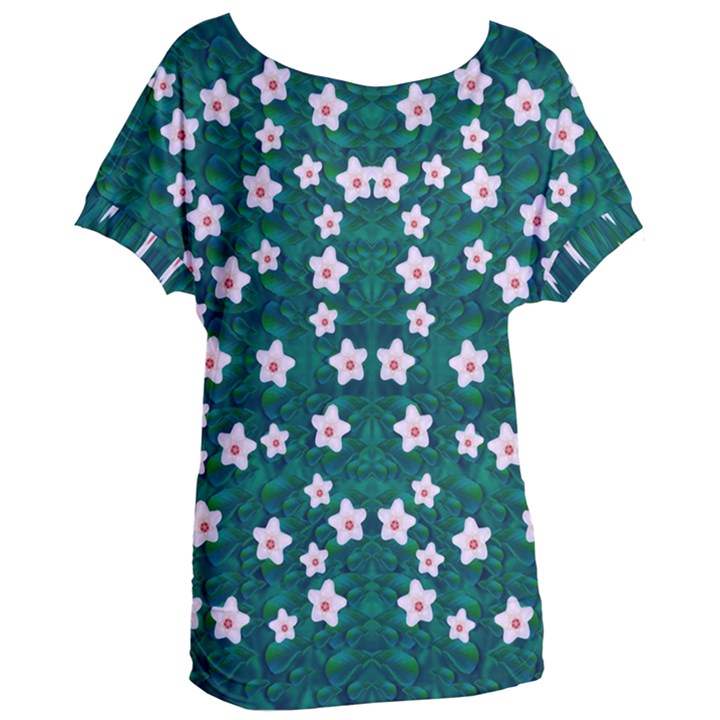 Porcelain Flowers  On Leaves Women s Oversized Tee